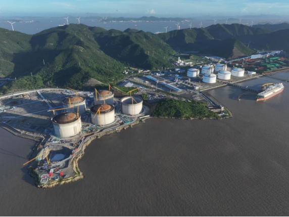 英文2024 ESG-办公室6651.png